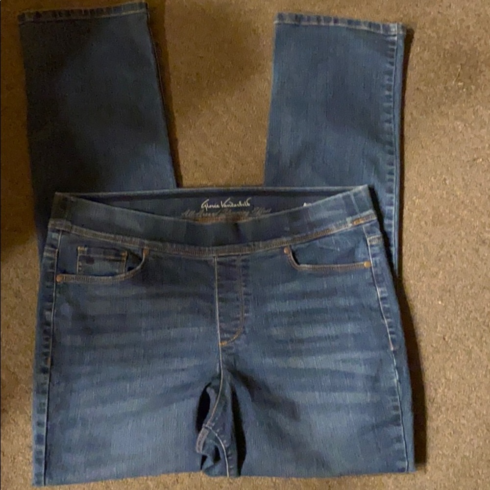 Women’s jeans